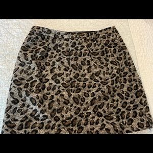 Loft 8 petite animal print skirt